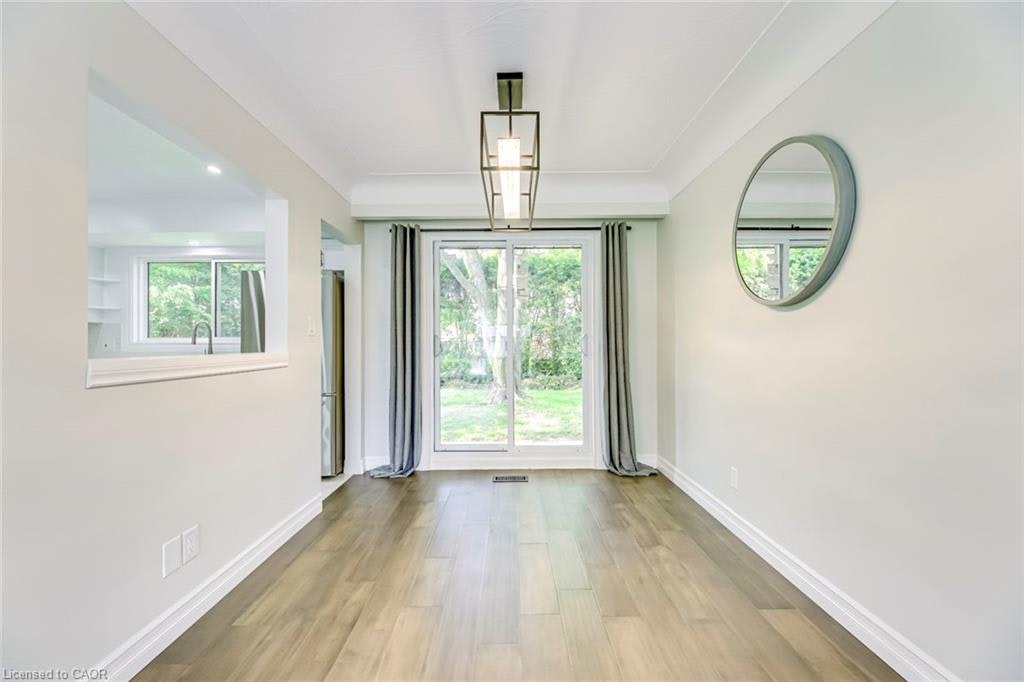 356 Dunlop Crescent, Burlington, ON, L7L 3N7 - 9