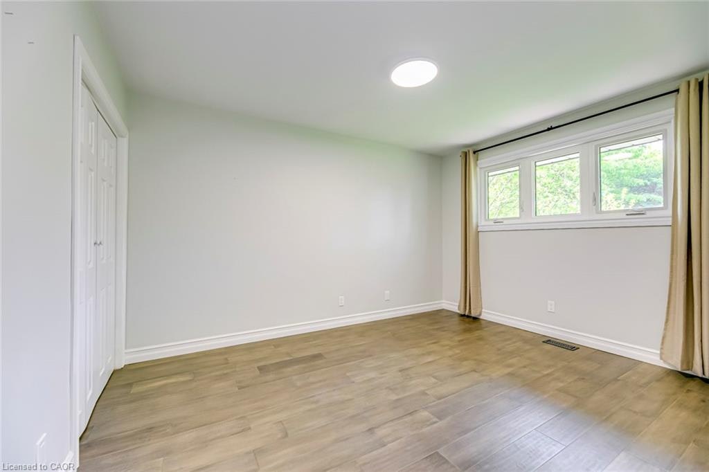 356 Dunlop Crescent, Burlington, ON, L7L 3N7 - 18