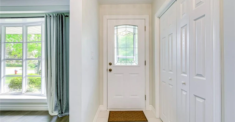 356 Dunlop Crescent, Burlington, ON, L7L 3N7 - 4