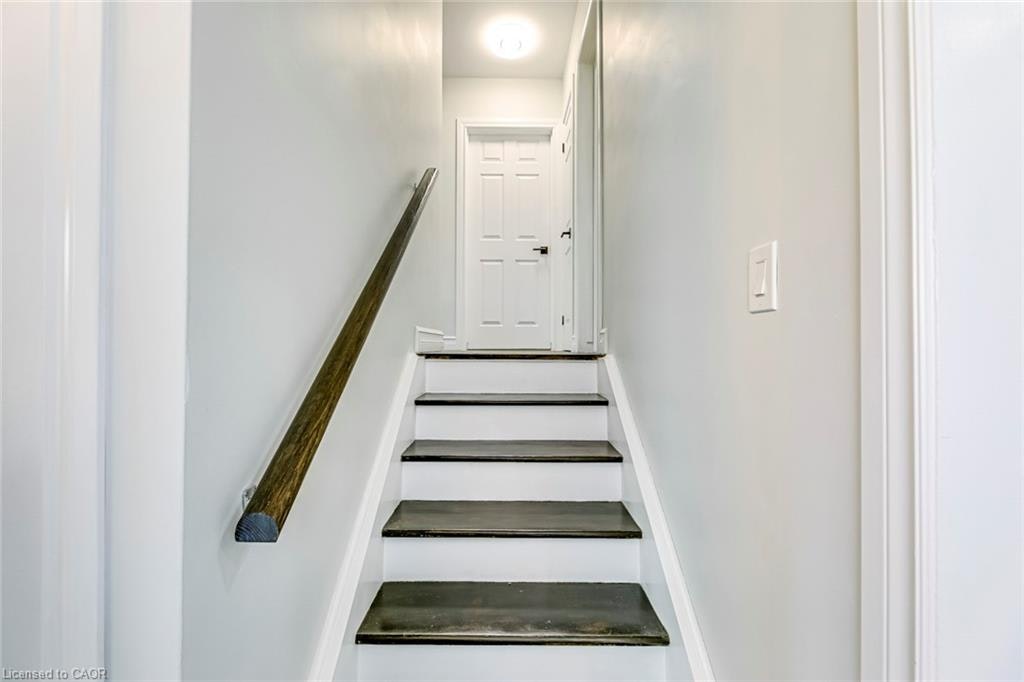 356 Dunlop Crescent, Burlington, ON, L7L 3N7 - 16
