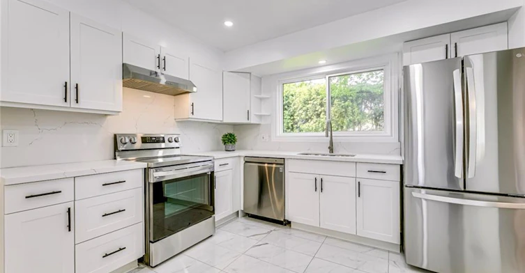 356 Dunlop Crescent, Burlington, ON, L7L 3N7 - 12