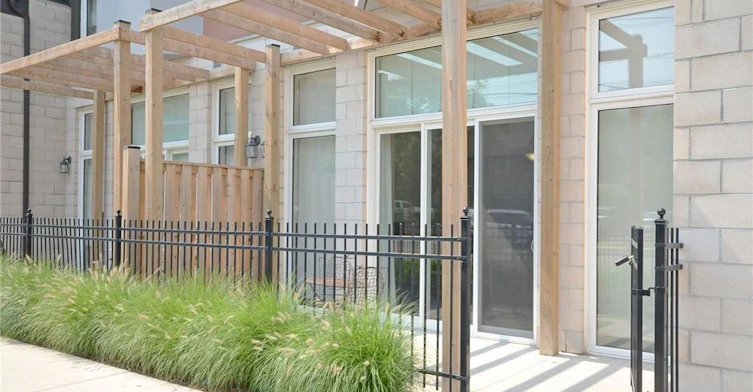 108-253 Albert Street, Waterloo, ON, N2L 3T7