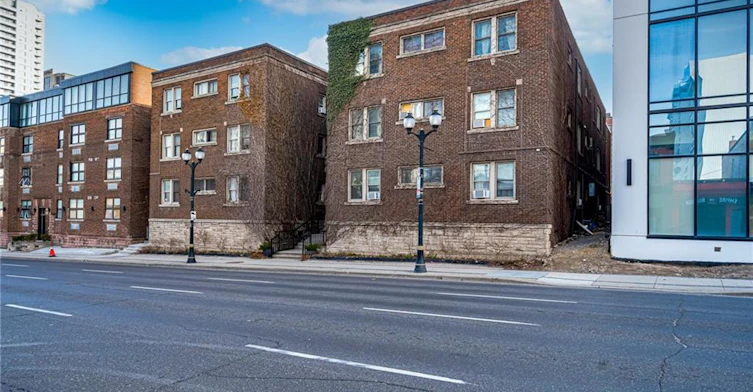 10-285 King Street W, Hamilton, ON, L8P 1B2 - 2