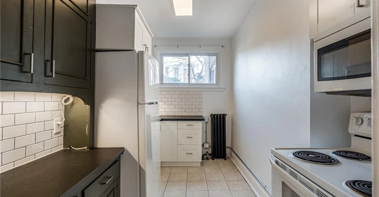 10-285 King Street W, Hamilton, ON, L8P 1B2 - 8