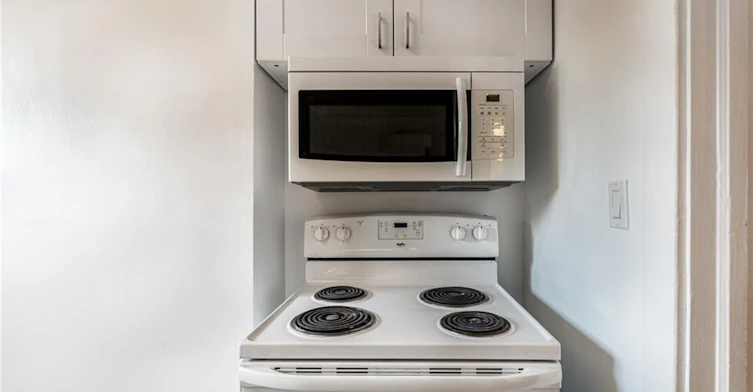 10-285 King Street W, Hamilton, ON, L8P 1B2 - 10