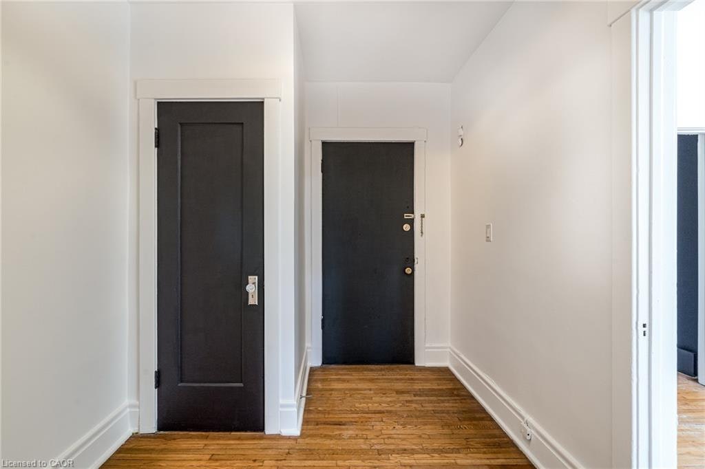 10-285 King Street W, Hamilton, ON, L8P 1B2 - 5