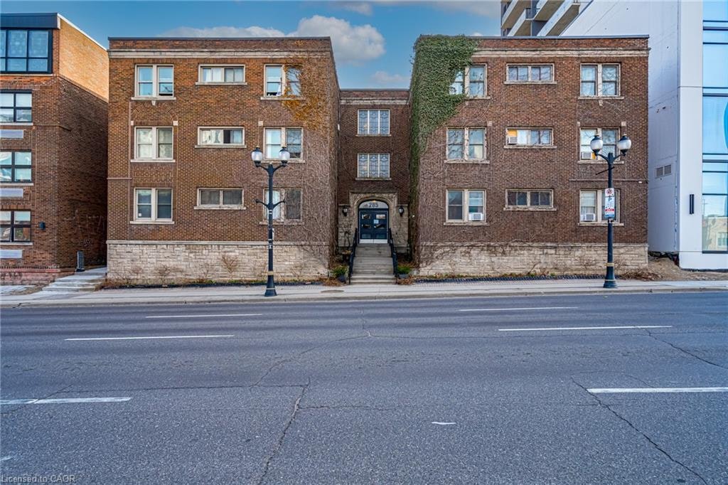 10-285 King Street W, Hamilton, ON, L8P 1B2