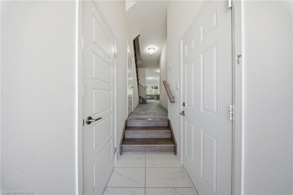 67 Macklin Street, Brantford, ON, N3V 0B7 - 6