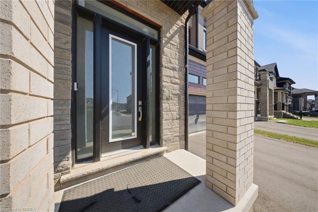 67 Macklin Street, Brantford, ON, N3V 0B7 - 4