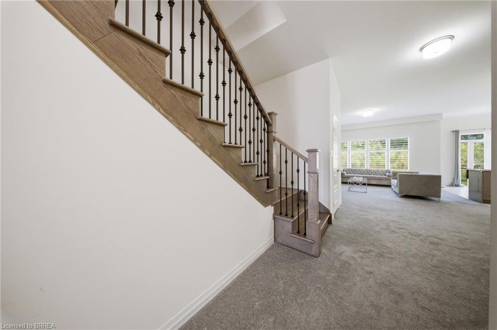 67 Macklin Street, Brantford, ON, N3V 0B7 - 8