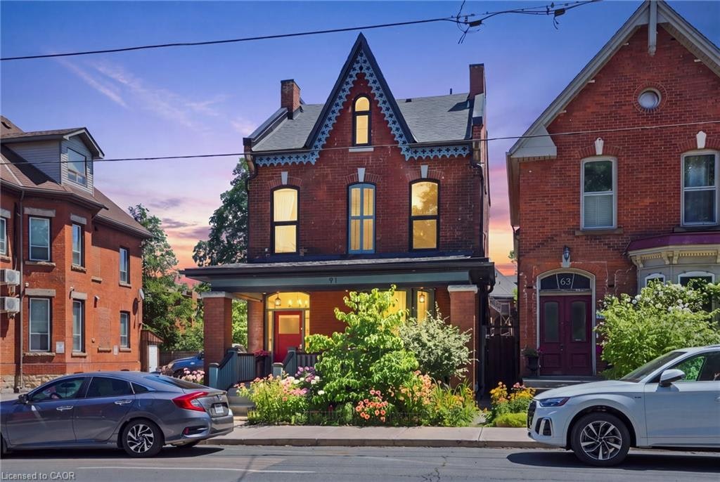 UPPER-91 Wellington Street S, Hamilton, ON, L8N 2R3