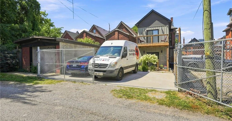 UPPER-91 Wellington Street S, Hamilton, ON, L8N 2R3 - 28