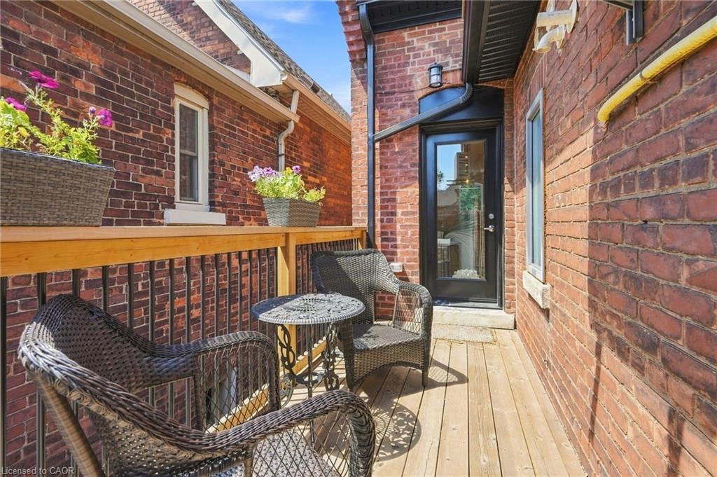 UPPER-91 Wellington Street S, Hamilton, ON, L8N 2R3 - 23