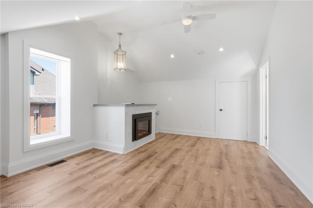UPPER-91 Wellington Street S, Hamilton, ON, L8N 2R3 - 18