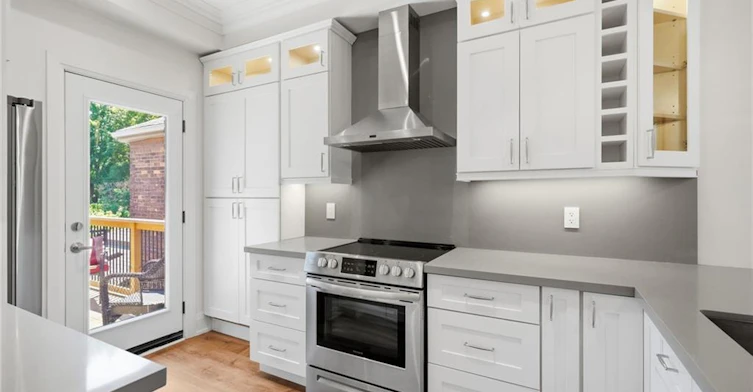 UPPER-91 Wellington Street S, Hamilton, ON, L8N 2R3 - 9