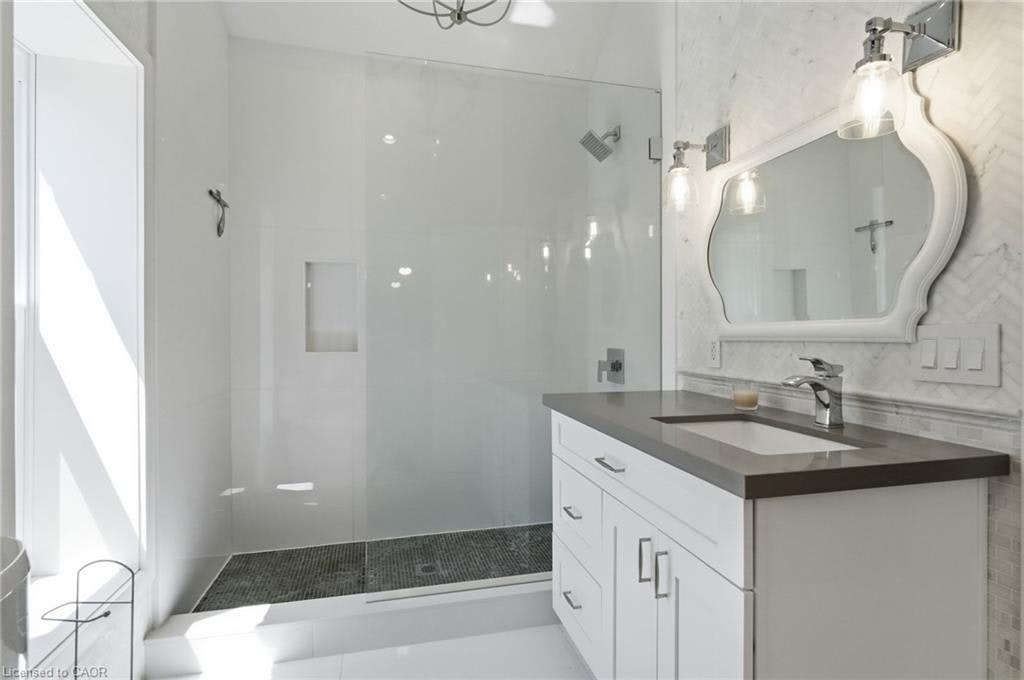 UPPER-91 Wellington Street S, Hamilton, ON, L8N 2R3 - 19
