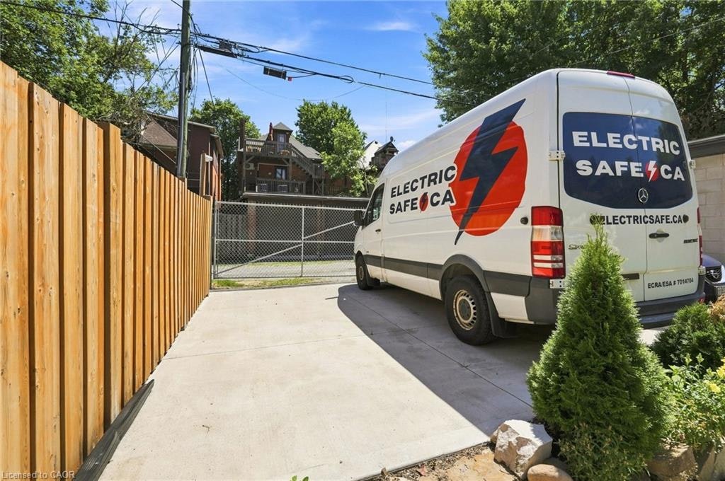 UPPER-91 Wellington Street S, Hamilton, ON, L8N 2R3 - 27