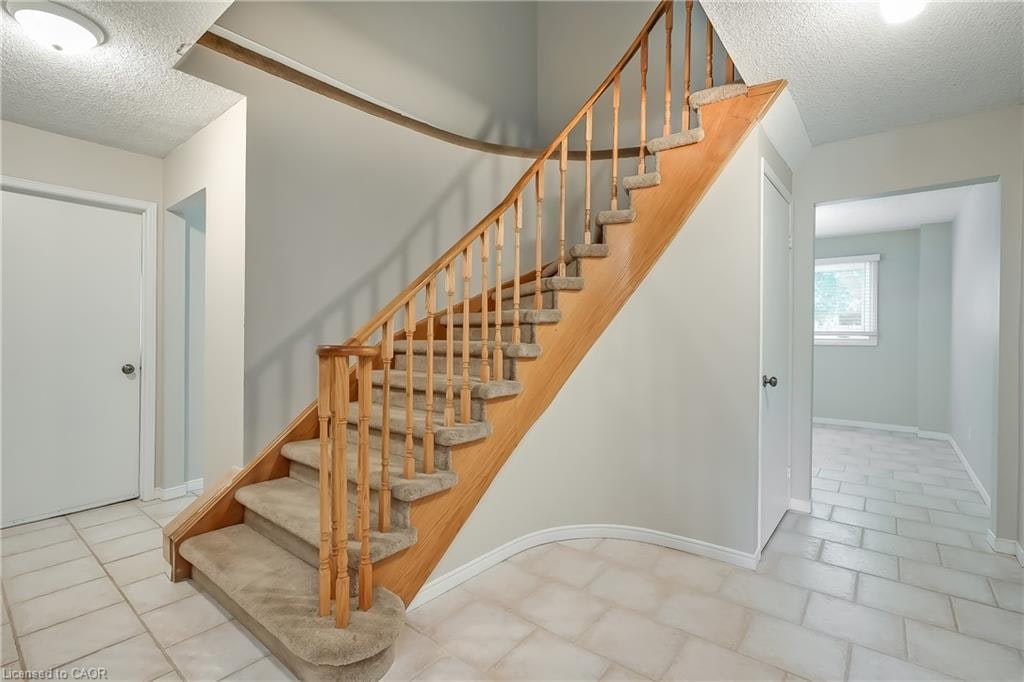 265 Mississaga Street, Oakville, ON, L6L 6J8 - 4