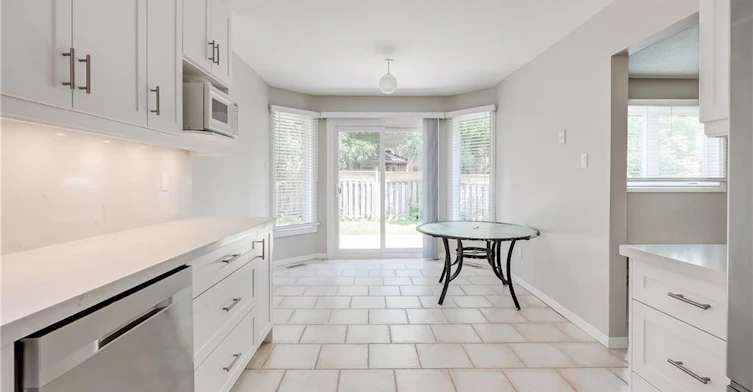 265 Mississaga Street, Oakville, ON, L6L 6J8 - 18