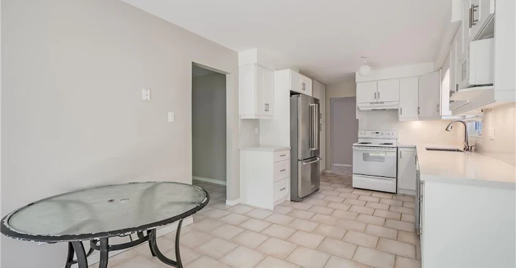 265 Mississaga Street, Oakville, ON, L6L 6J8 - 16