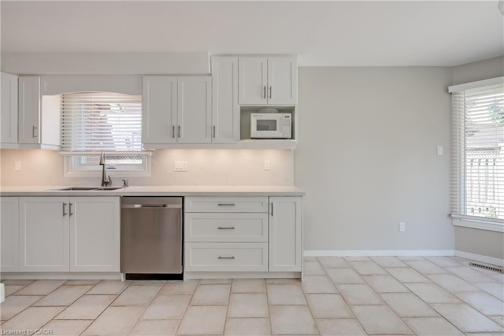 265 Mississaga Street, Oakville, ON, L6L 6J8 - 14