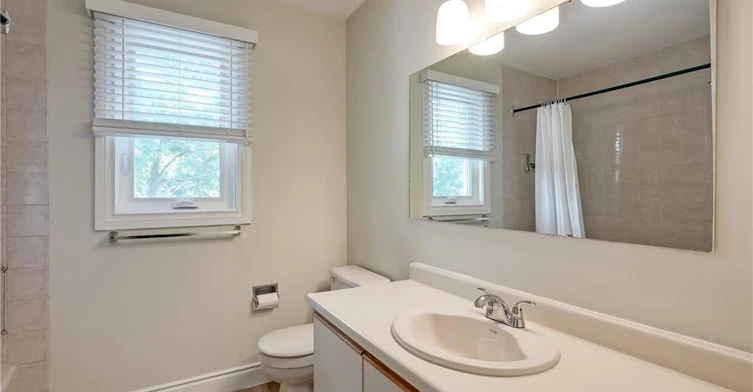 265 Mississaga Street, Oakville, ON, L6L 6J8 - 28