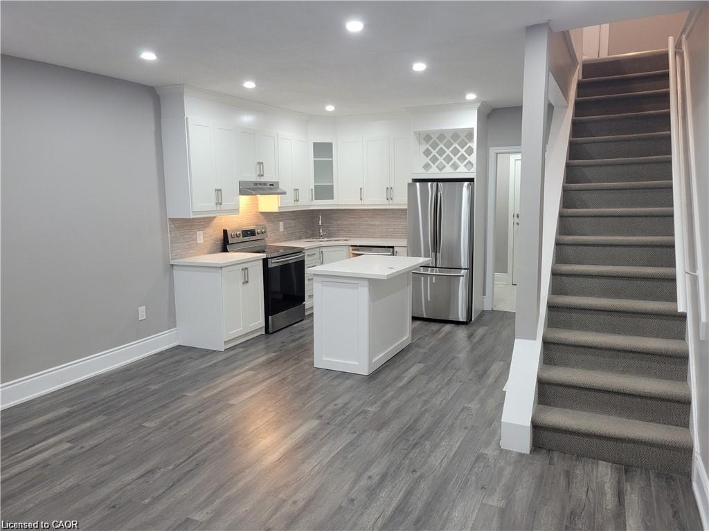 27 Belmont Avenue, Hamilton, ON, L8L 7L9 - 2