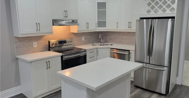 27 Belmont Avenue, Hamilton, ON, L8L 7L9 - 5