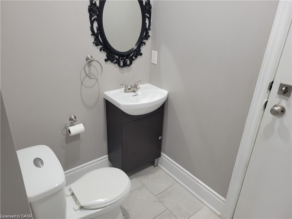 27 Belmont Avenue, Hamilton, ON, L8L 7L9 - 6