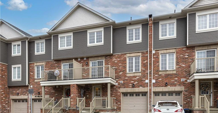 12 Hay Lane, Barrie, ON, L9J 0V5 - 2