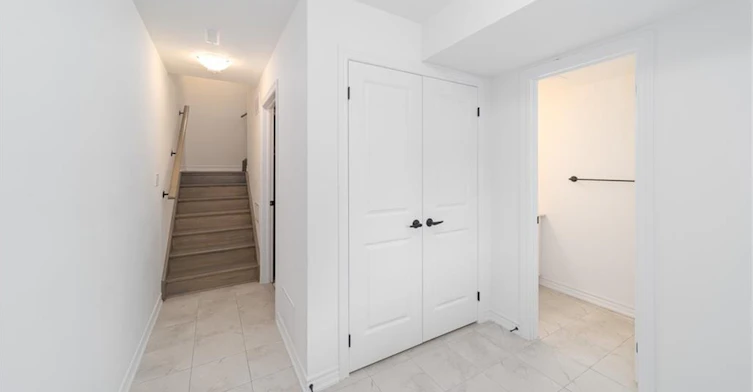 12 Hay Lane, Barrie, ON, L9J 0V5 - 3