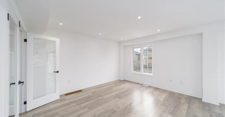 12 Hay Lane, Barrie, ON, L9J 0V5 - 9