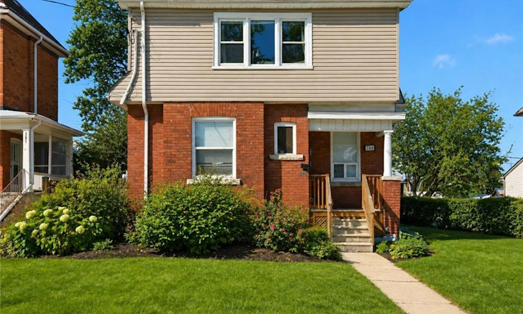 260 Prospect Street S