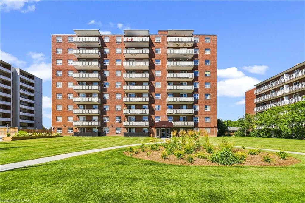 202-851 Queenston Road, Hamilton, ON, L8H 4X5