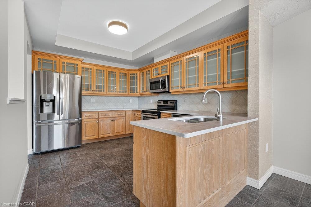 4-97 Sunvale Place, Hamilton, ON, L8E 4Z7 - 3