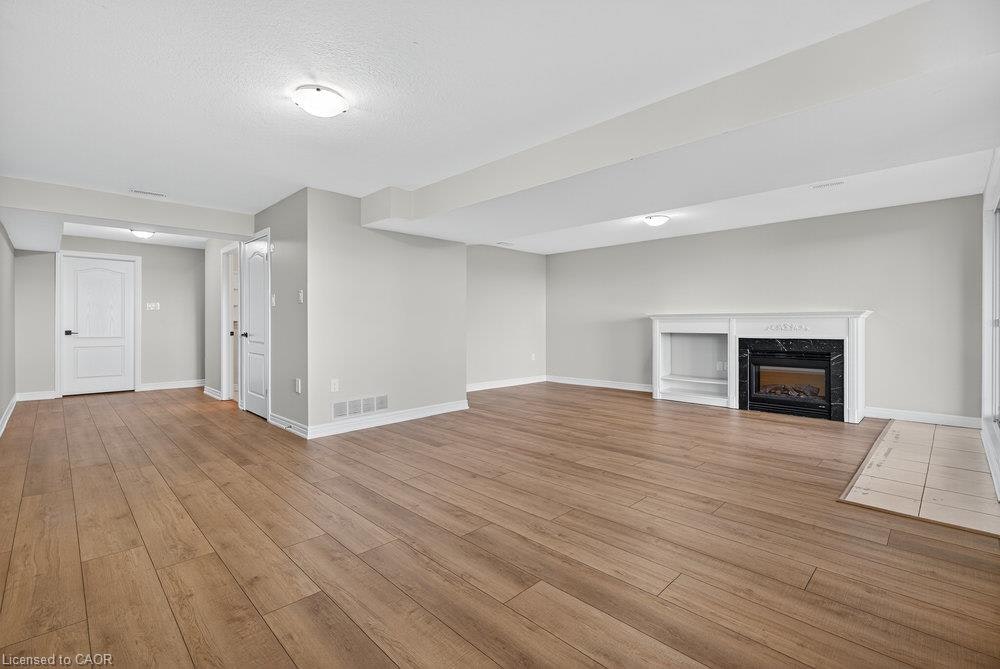 4-97 Sunvale Place, Hamilton, ON, L8E 4Z7 - 40