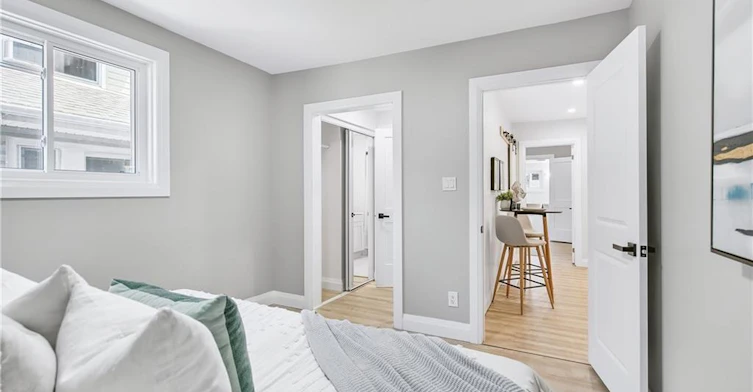 #1 (Main)-10 Comet Avenue, Hamilton, ON, L8H 7E5 - 13