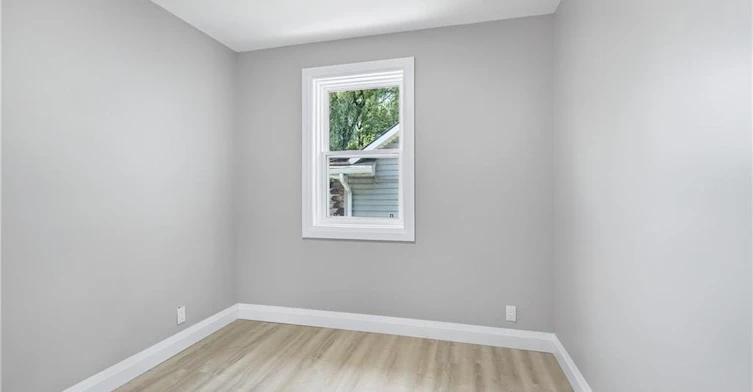 #1 (Main)-10 Comet Avenue, Hamilton, ON, L8H 7E5 - 14
