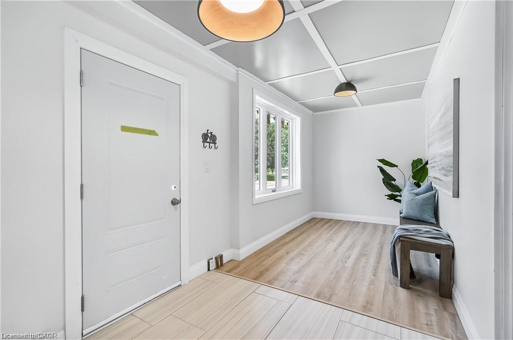 #1 (Main)-10 Comet Avenue, Hamilton, ON, L8H 7E5 - 2