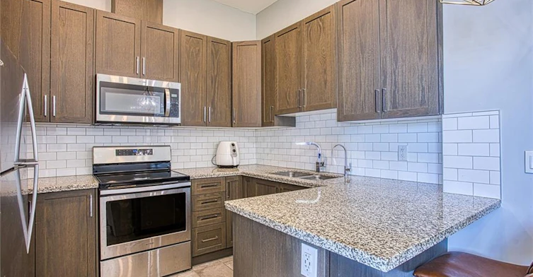 616-101 Locke Street S, Hamilton, ON, L8P 4A6 - 7