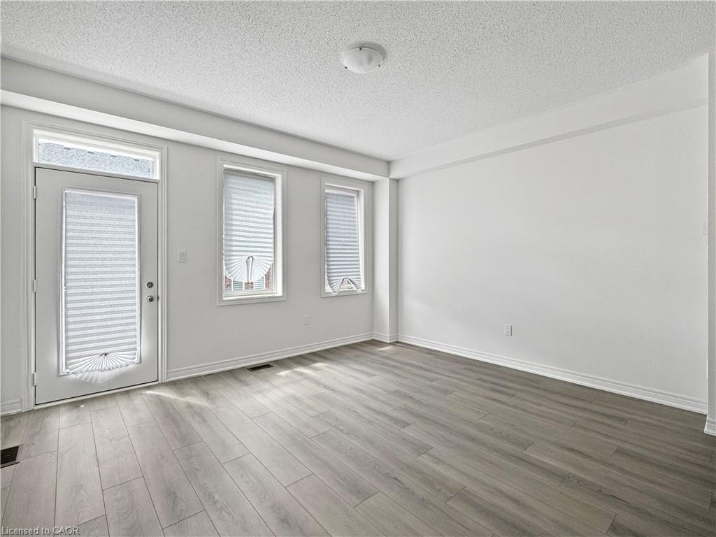 82 Gledhill Crescent, Cambridge, ON, N1T 0G5 - 12