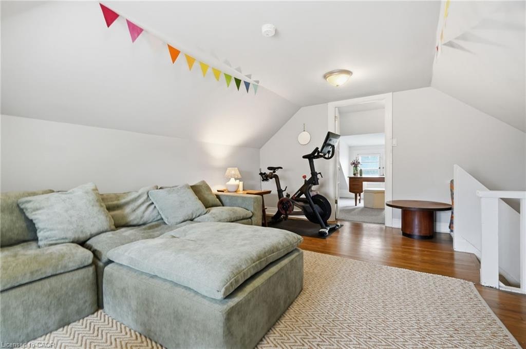 37 Connaught Avenue S, Hamilton, ON, L8M 3C3 - 29