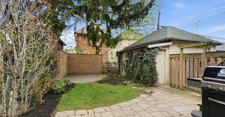 37 Connaught Avenue S, Hamilton, ON, L8M 3C3 - 38