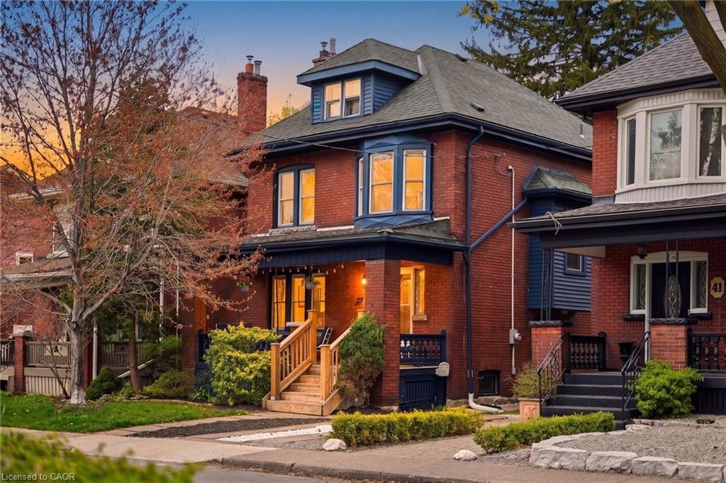 37 Connaught Avenue S, Hamilton, ON, L8M 3C3