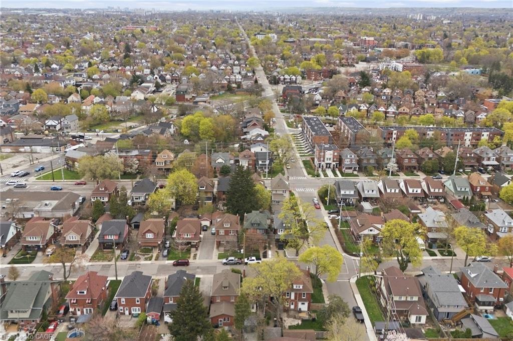 37 Connaught Avenue S, Hamilton, ON, L8M 3C3 - 45