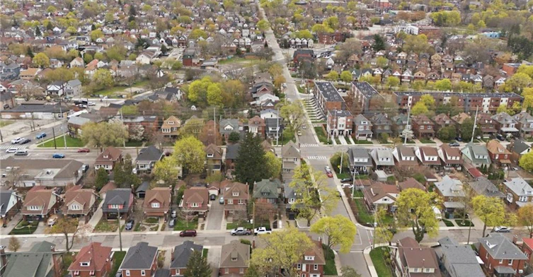 37 Connaught Avenue S, Hamilton, ON, L8M 3C3 - 45