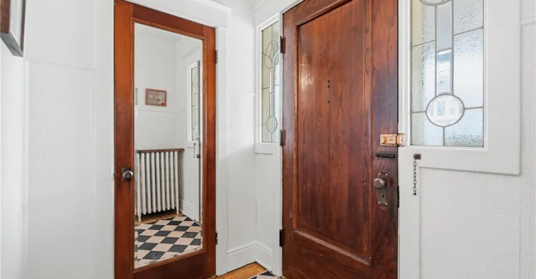 37 Connaught Avenue S, Hamilton, ON, L8M 3C3 - 5