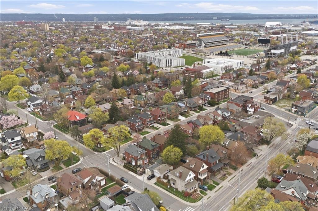 37 Connaught Avenue S, Hamilton, ON, L8M 3C3 - 46