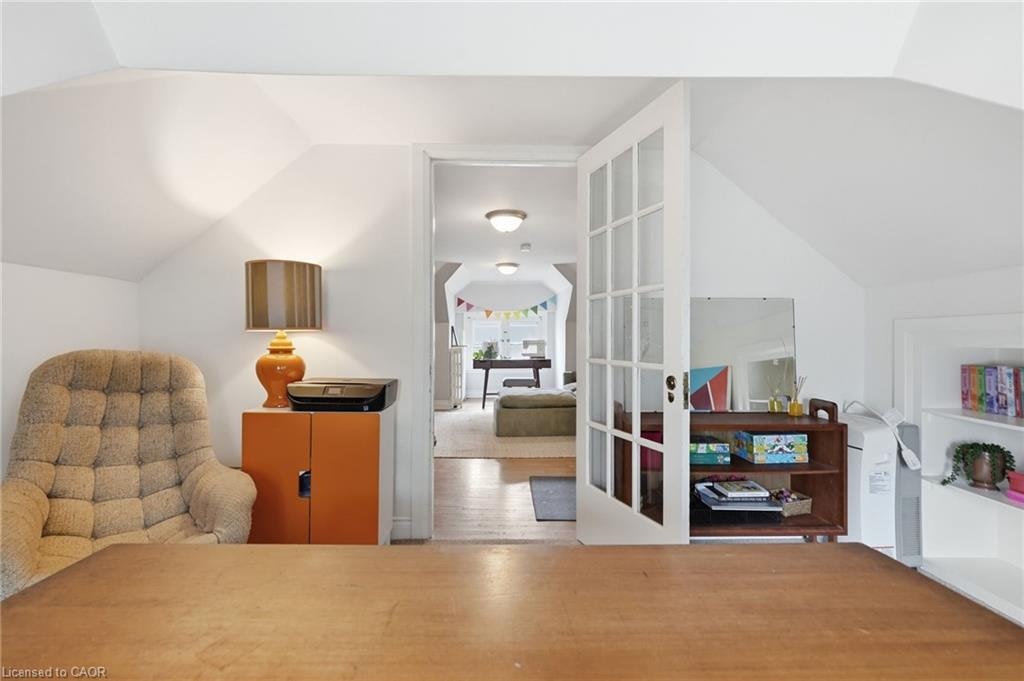 37 Connaught Avenue S, Hamilton, ON, L8M 3C3 - 34