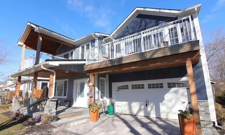 318 Beachview Avenue
